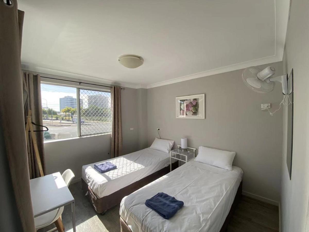 Homely Inn Hostel Gold Coast Ngoại thất bức ảnh