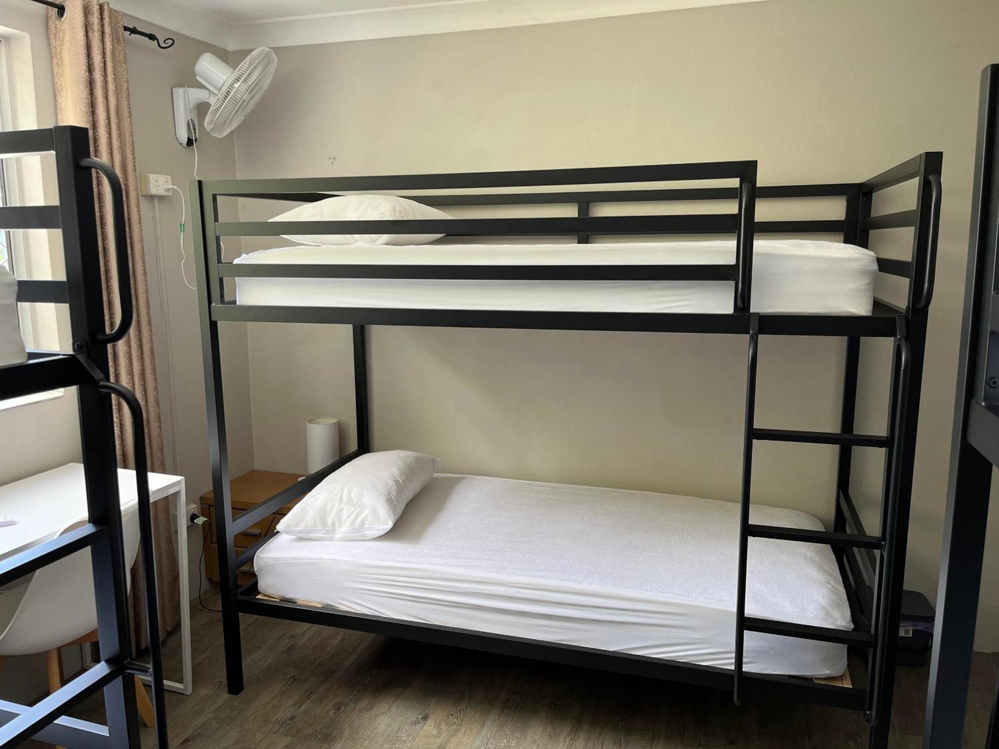 Homely Inn Hostel Gold Coast Ngoại thất bức ảnh